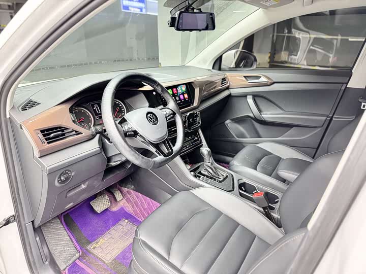 Фото 7 - Volkswagen Tharu