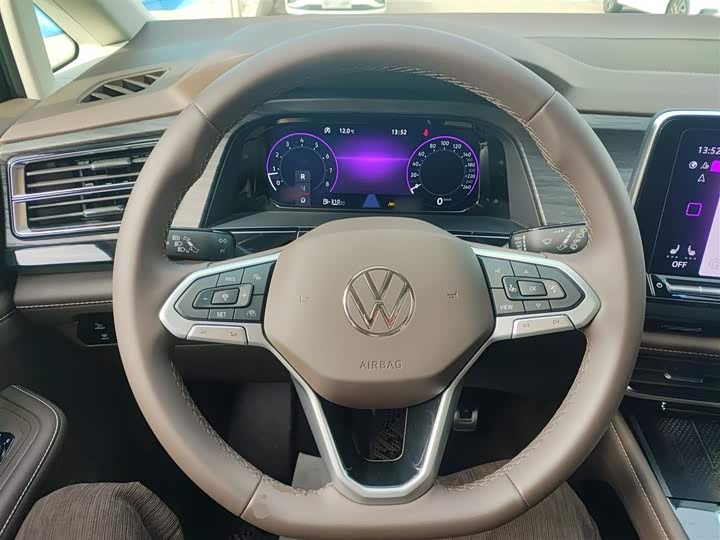 Фото 11 - Volkswagen Viloran