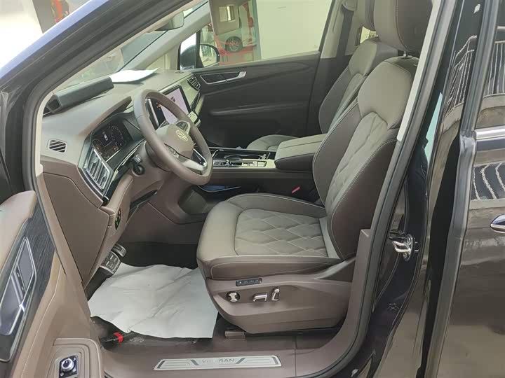 Фото 15 - Volkswagen Viloran