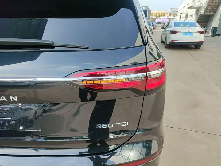 Фото 8 - Volkswagen Viloran