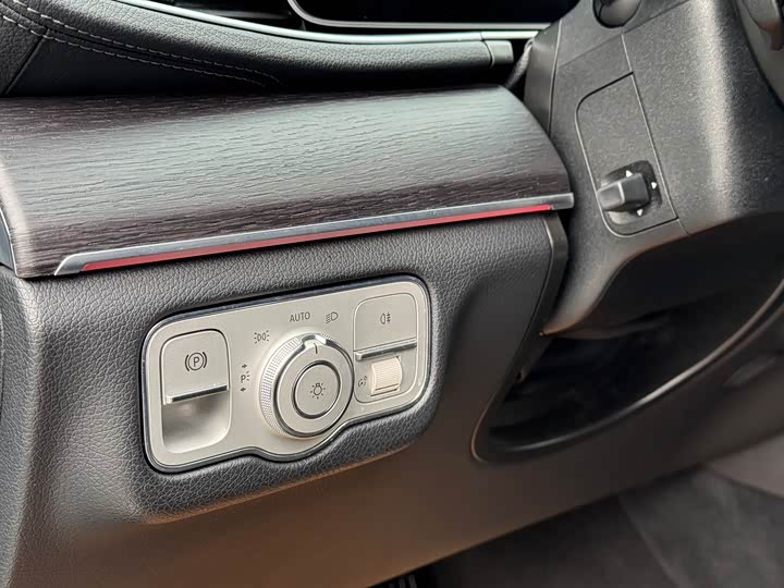 Фото 10 - Mercedes-Benz GLS-Class