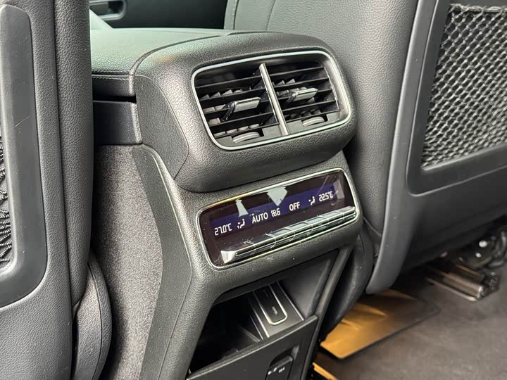 Фото 13 - Mercedes-Benz GLS-Class