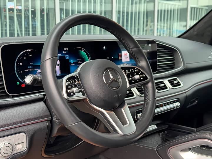 Фото 8 - Mercedes-Benz GLS-Class