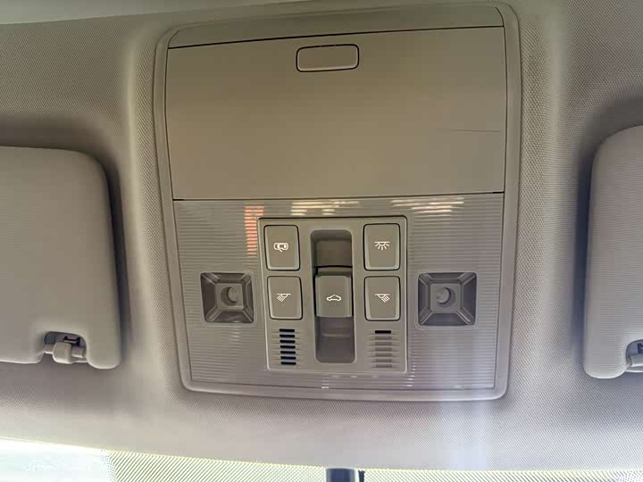 Фото 10 - Skoda Superb