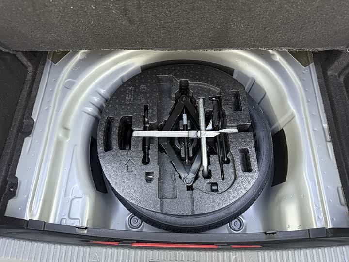 Фото 18 - Skoda Superb