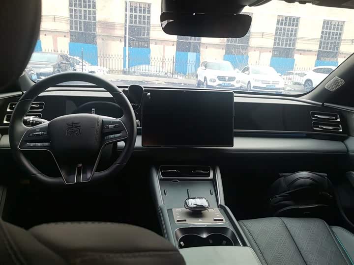 Фото 10 - BYD Qin L