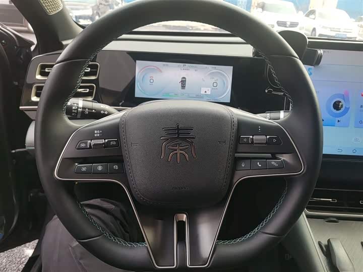 Фото 11 - BYD Qin L