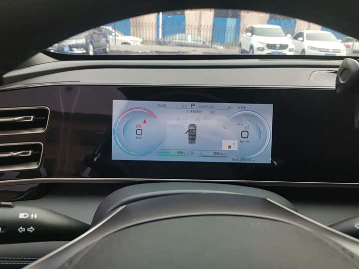 Фото 12 - BYD Qin L