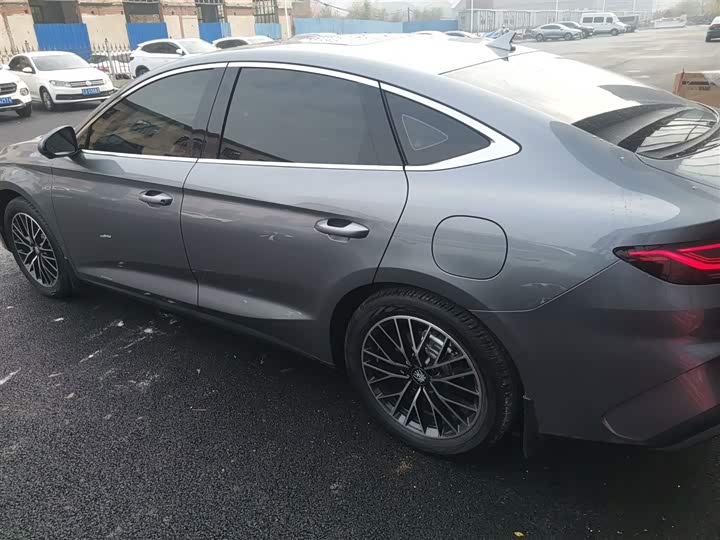 Фото 5 - BYD Qin L