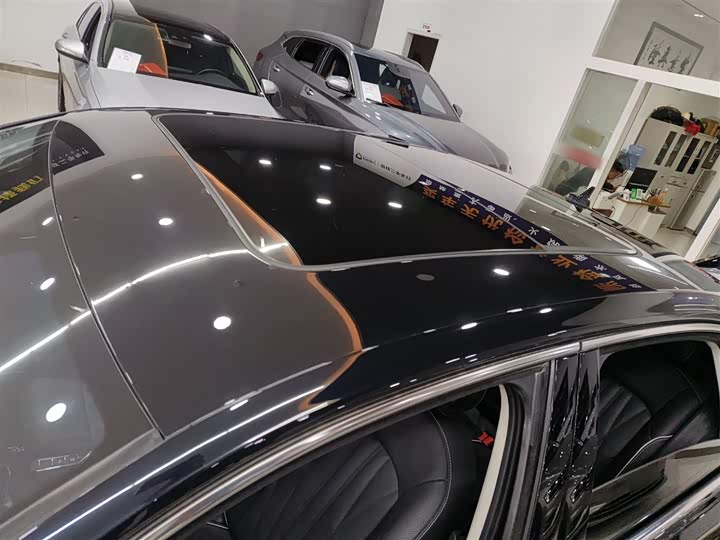 Фото 27 - Volkswagen Passat