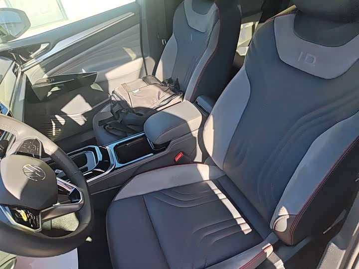 Фото 22 - Volkswagen ID.4 Crozz