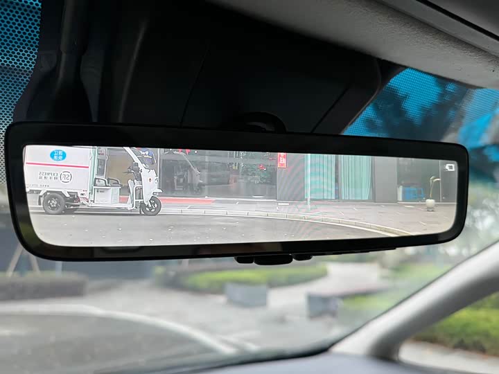 Фото 25 - Toyota Vellfire