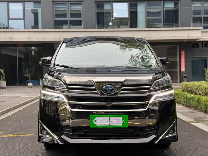 Фото 4 - Toyota Vellfire