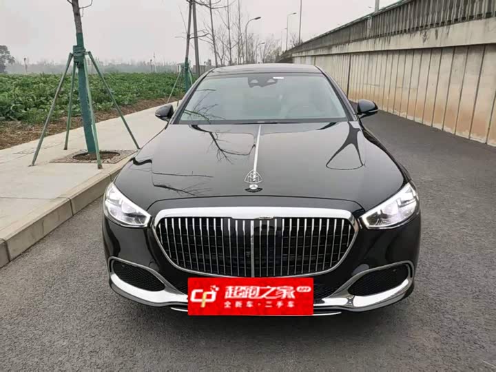 Фото 2 - Mercedes-Benz Maybach S-Class