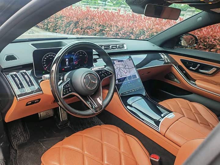 Фото 11 - Mercedes-Benz Maybach S-Class