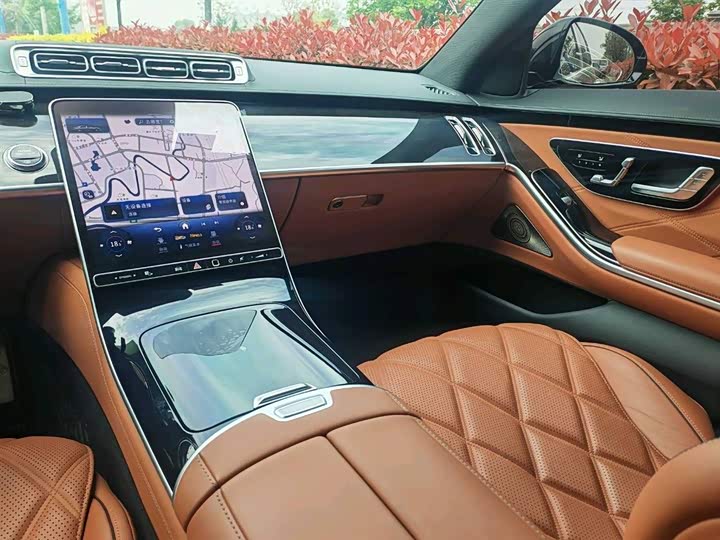 Фото 12 - Mercedes-Benz Maybach S-Class