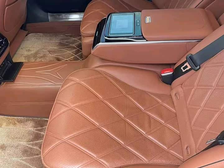 Фото 10 - Mercedes-Benz Maybach S-Class