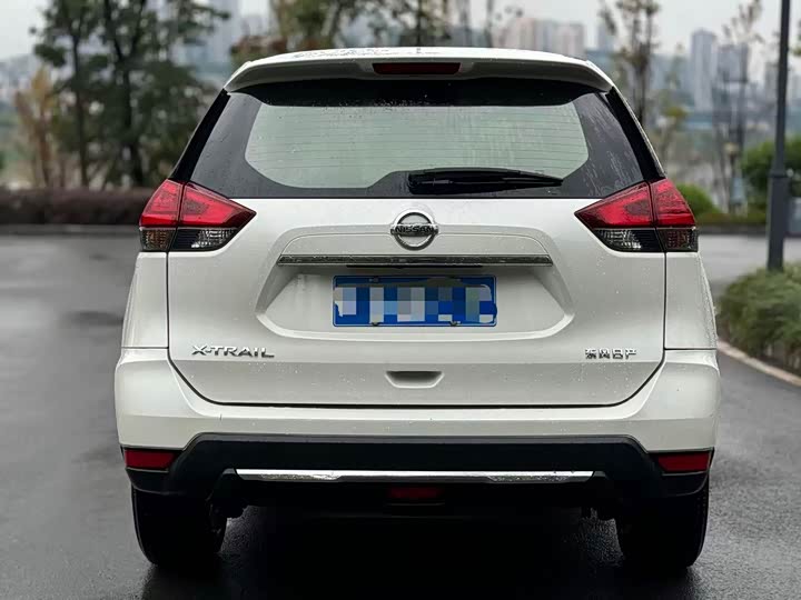 Фото 5 - Nissan X-Trail