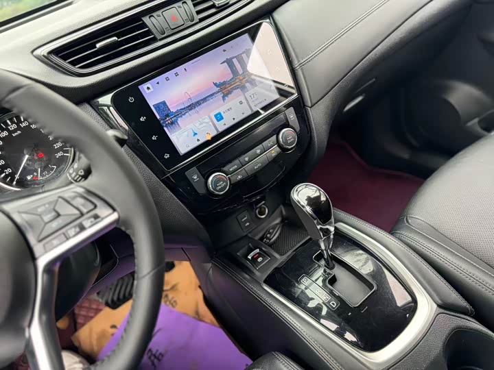 Фото 6 - Nissan X-Trail