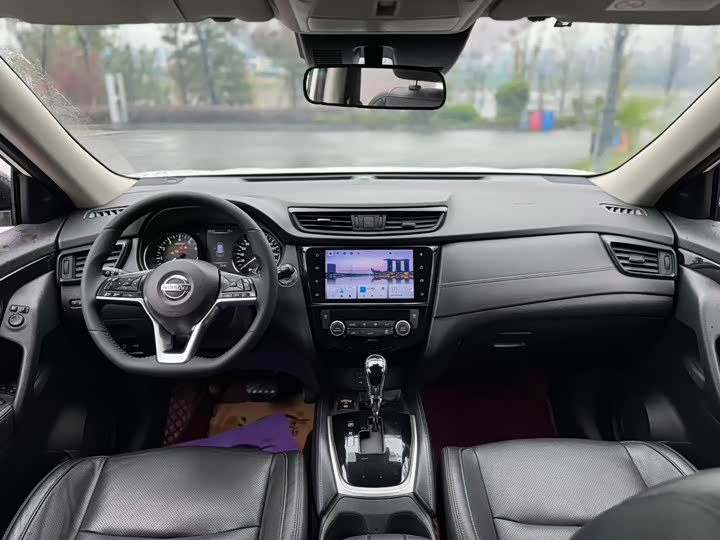 Фото 8 - Nissan X-Trail