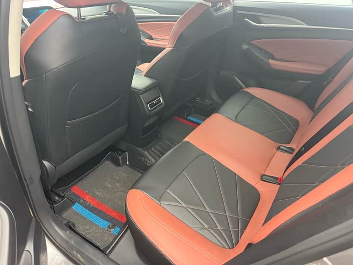 Фото 21 - Changan Eado Plus