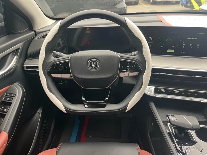 Фото 27 - Changan Eado Plus