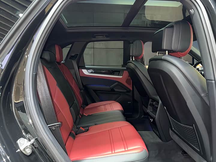 Фото 20 - Porsche Cayenne