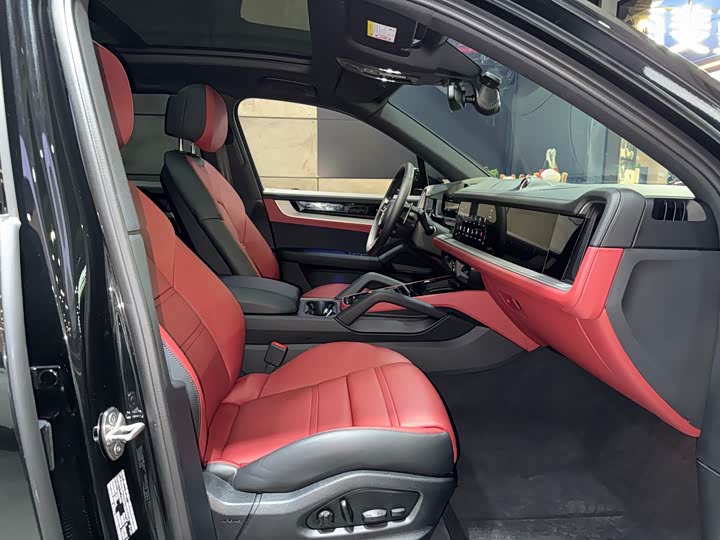 Фото 23 - Porsche Cayenne