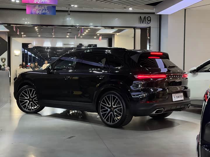 Фото 4 - Porsche Cayenne