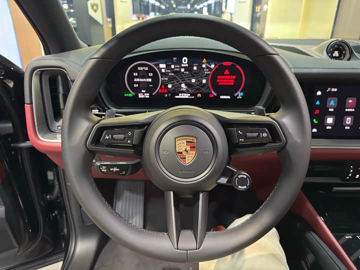 Фото 7 - Porsche Cayenne