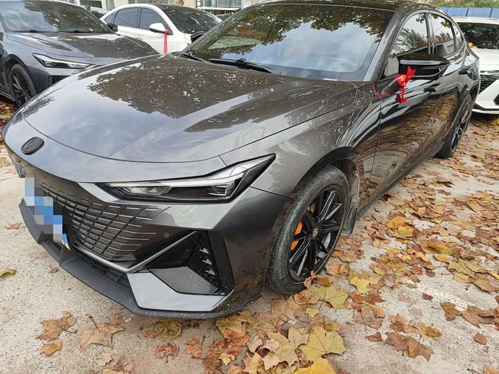 Фото 1 - Changan UNI-V