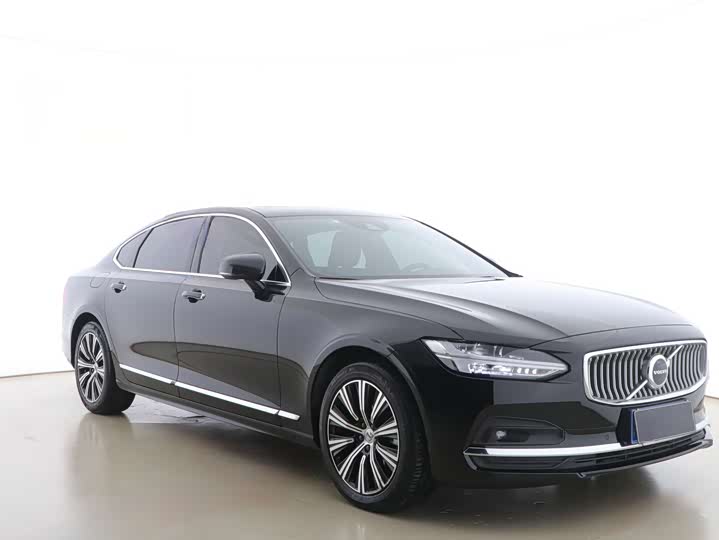 Фото 3 - Volvo S90