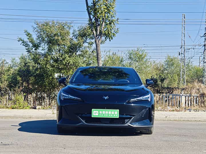 Фото 2 - BAIC Arcfox Alpha S5