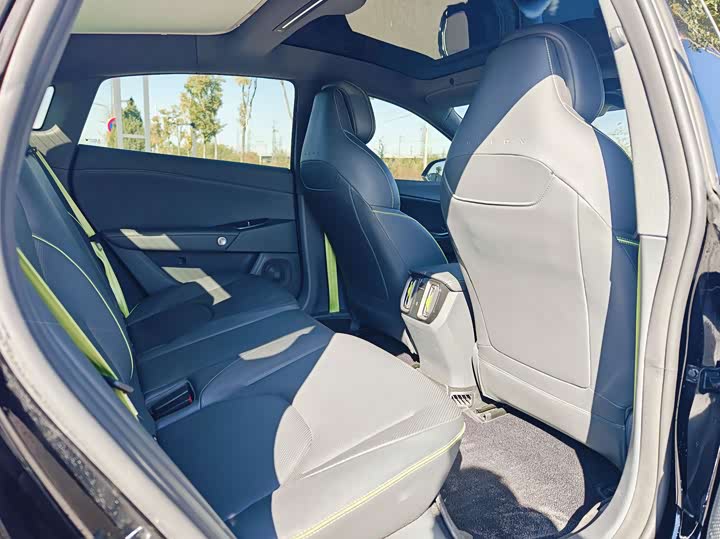 Фото 7 - BAIC Arcfox Alpha S5