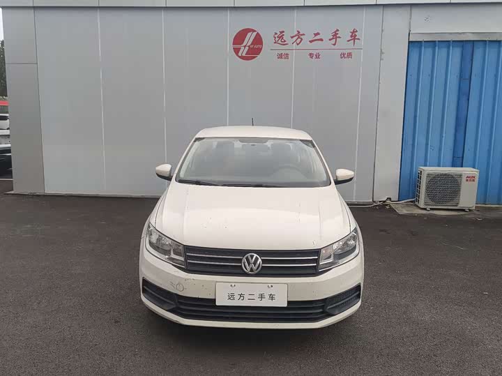 Фото 2 - Volkswagen Santana