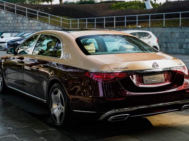 Фото 13 - Mercedes-Benz Maybach S-Class