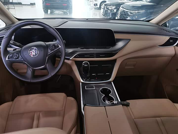 Фото 10 - Buick GL8 ES