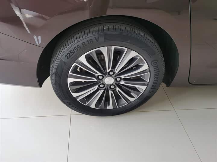 Фото 26 - Buick GL8 ES