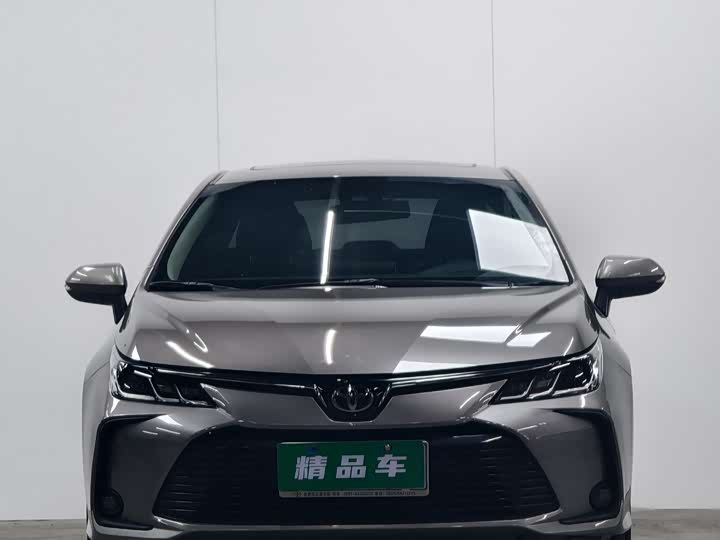 Фото 6 - Toyota Corolla