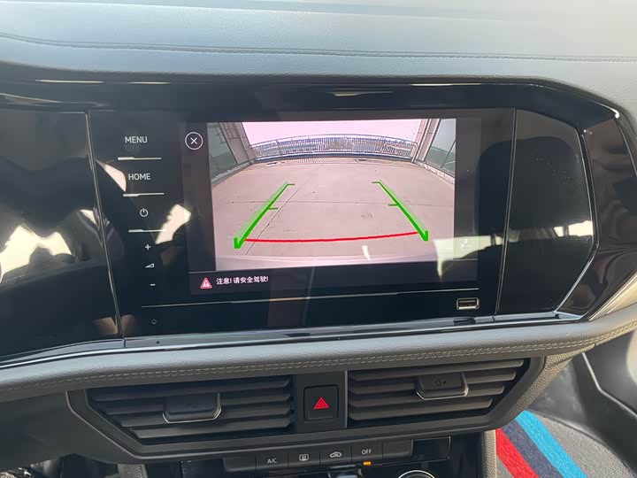 Фото 18 - Volkswagen Sagitar L