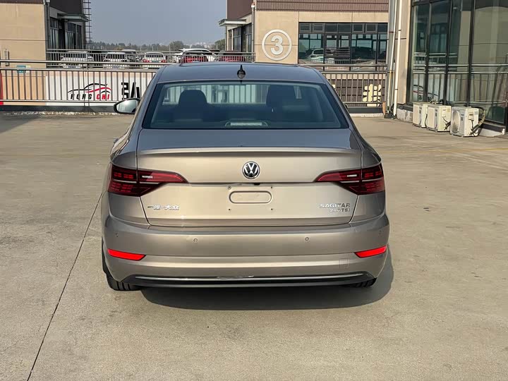 Фото 5 - Volkswagen Sagitar L