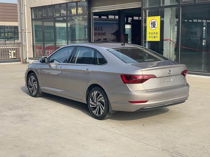 Фото 7 - Volkswagen Sagitar L