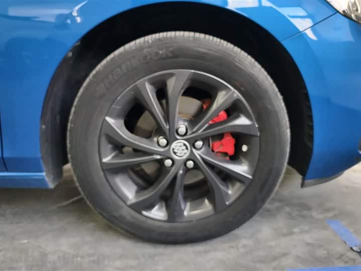 Фото 6 - Buick Verano