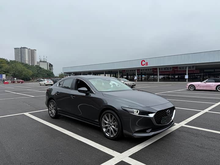 Фото 3 - Mazda 3 (Axela)