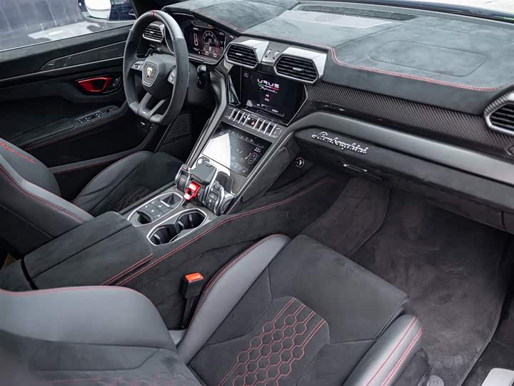 Фото 12 - Lamborghini Urus