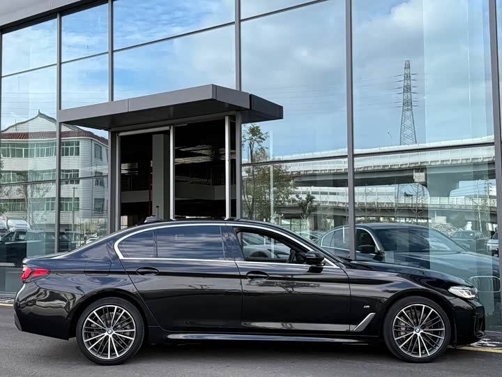 Фото 7 - BMW 5 Series