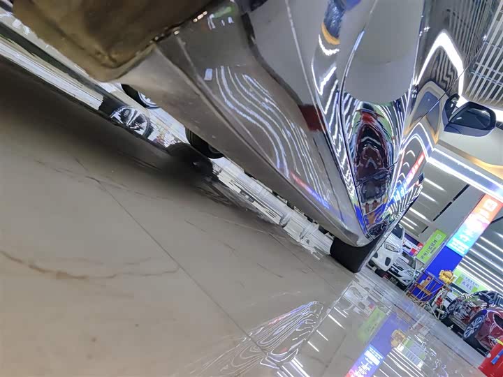 Фото 21 - Tesla Model 3