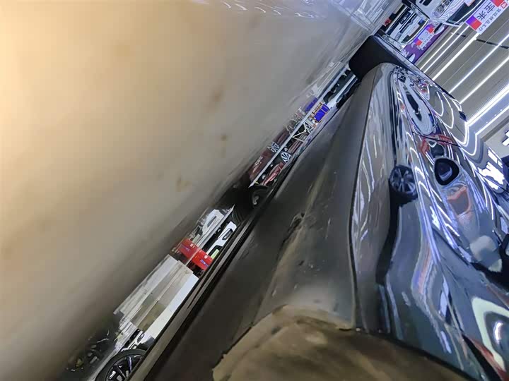 Фото 22 - Tesla Model 3