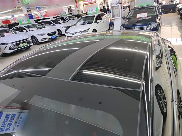 Фото 27 - Tesla Model 3