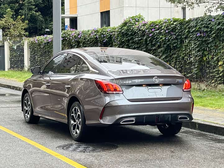 Фото 19 - MG Motor 5